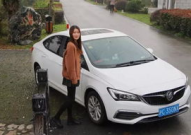 别克临沂小姐姐,时尚出行新风尚